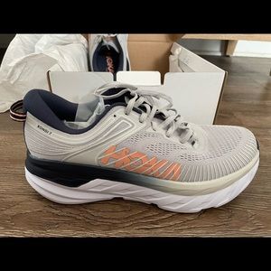 Hoka Bondi 7 Shoe - Super cute and comfortable!